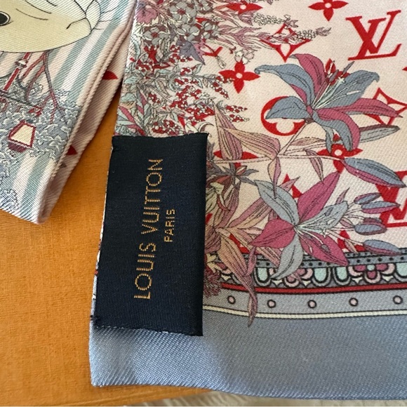 LV Pink Mouse Bandeau - Picture 10 of 14